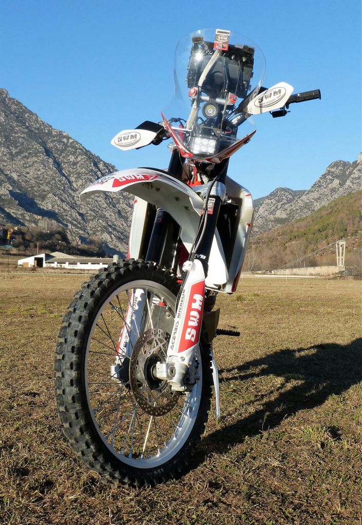 SWM allestimento Rally light 06